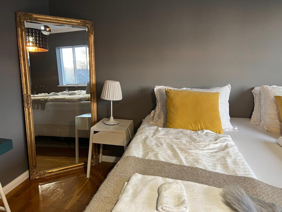 Guesthouse Akureyri Bagian luar foto
