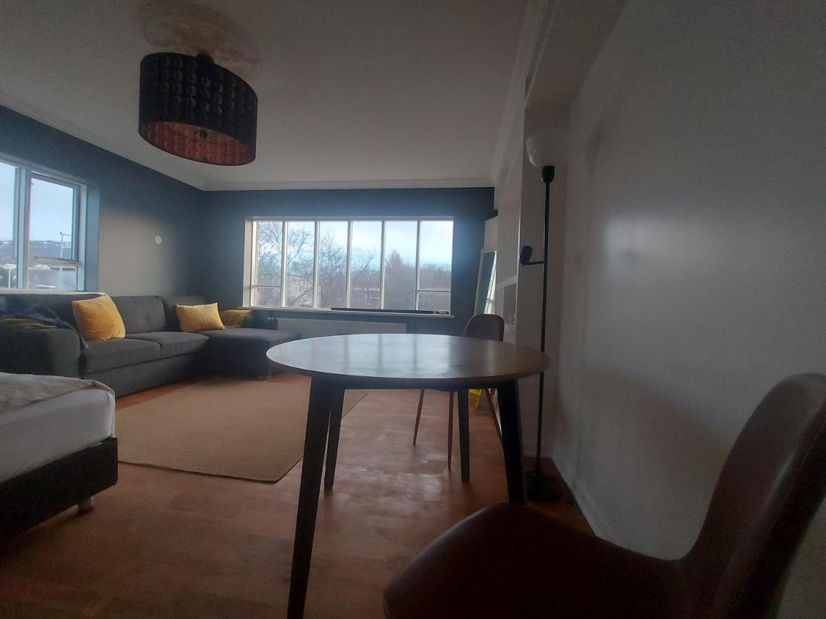 Guesthouse Akureyri Bagian luar foto