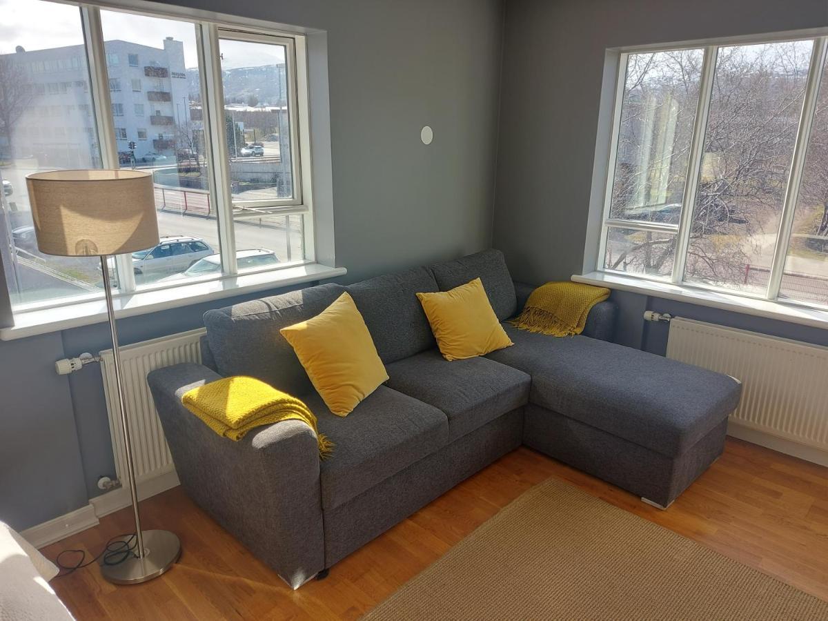 Guesthouse Akureyri Bagian luar foto