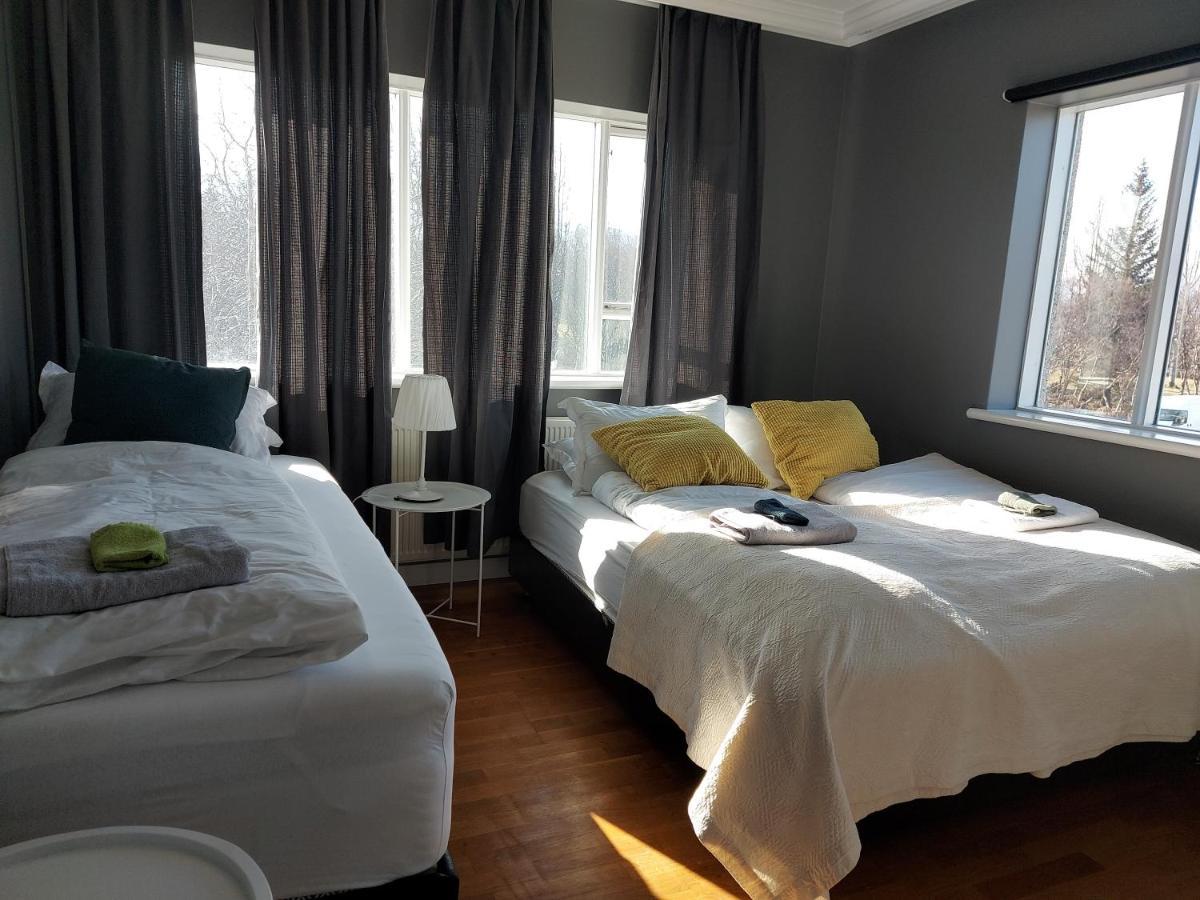 Guesthouse Akureyri Bagian luar foto