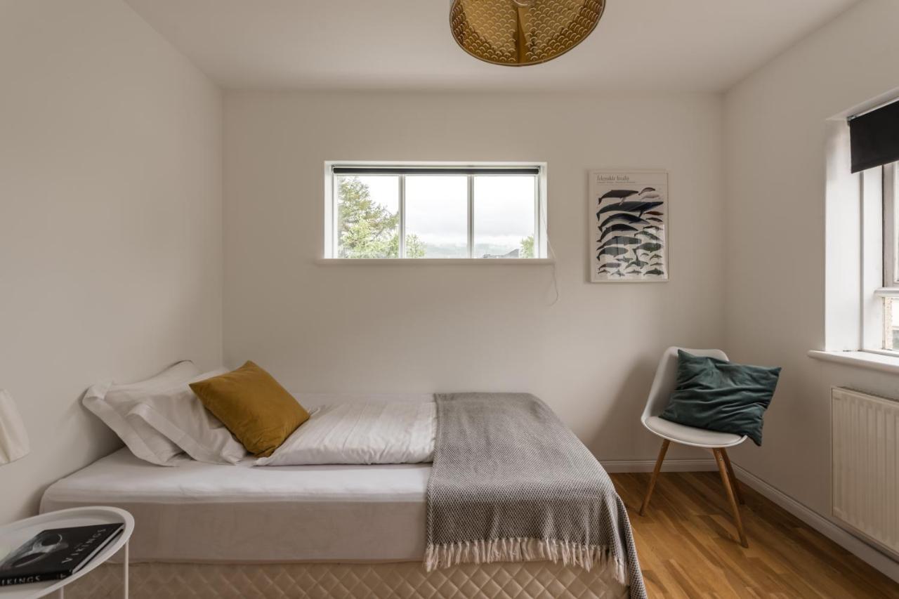 Guesthouse Akureyri Bagian luar foto