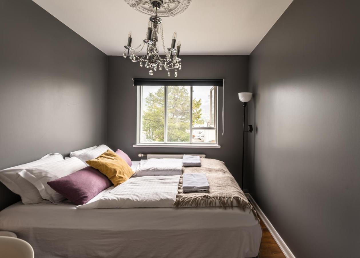 Guesthouse Akureyri Bagian luar foto