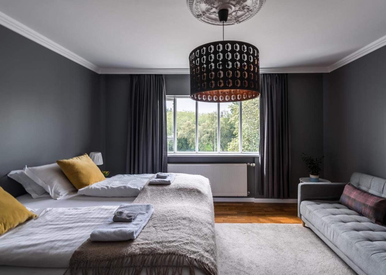 Guesthouse Akureyri Bagian luar foto