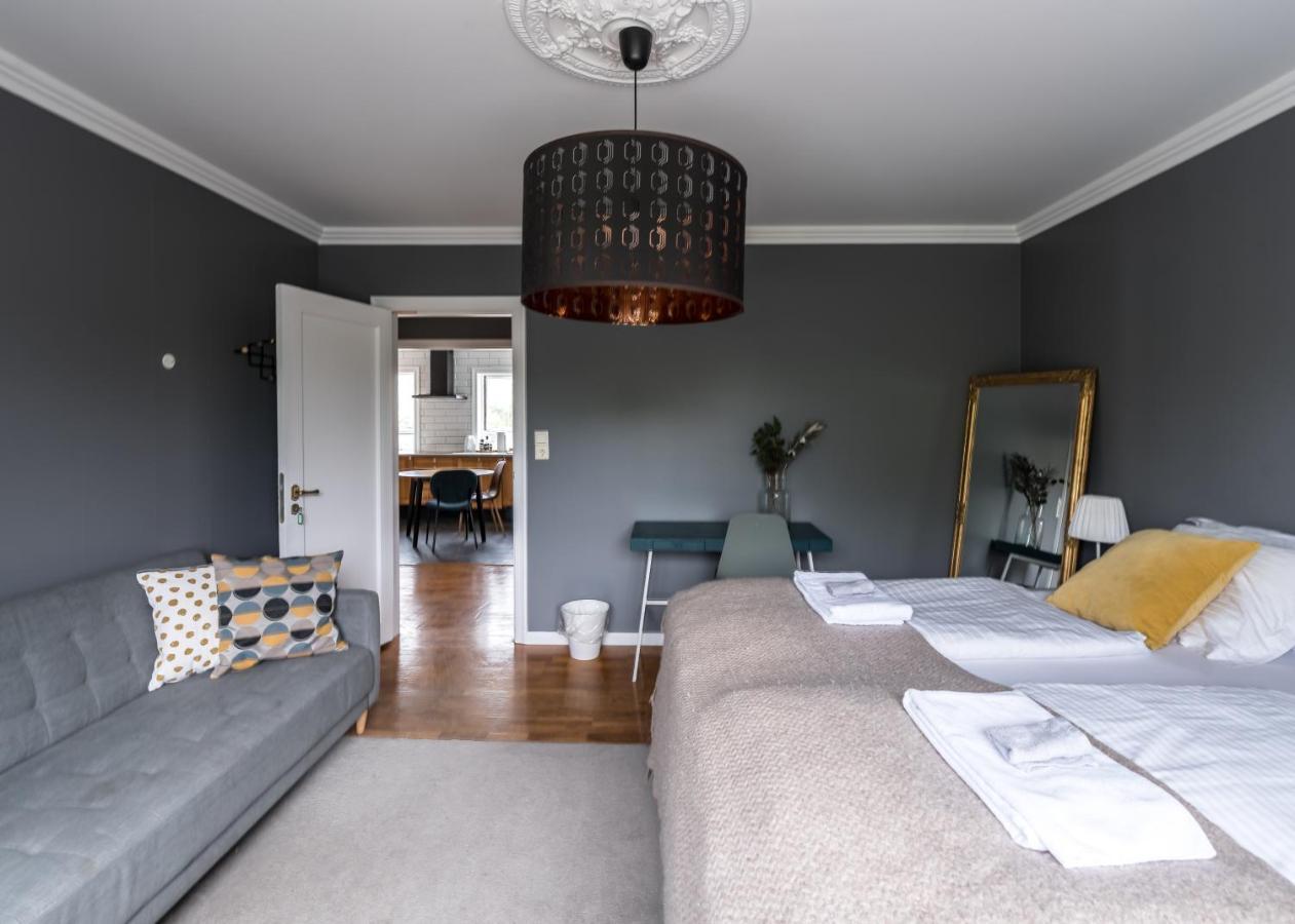 Guesthouse Akureyri Bagian luar foto