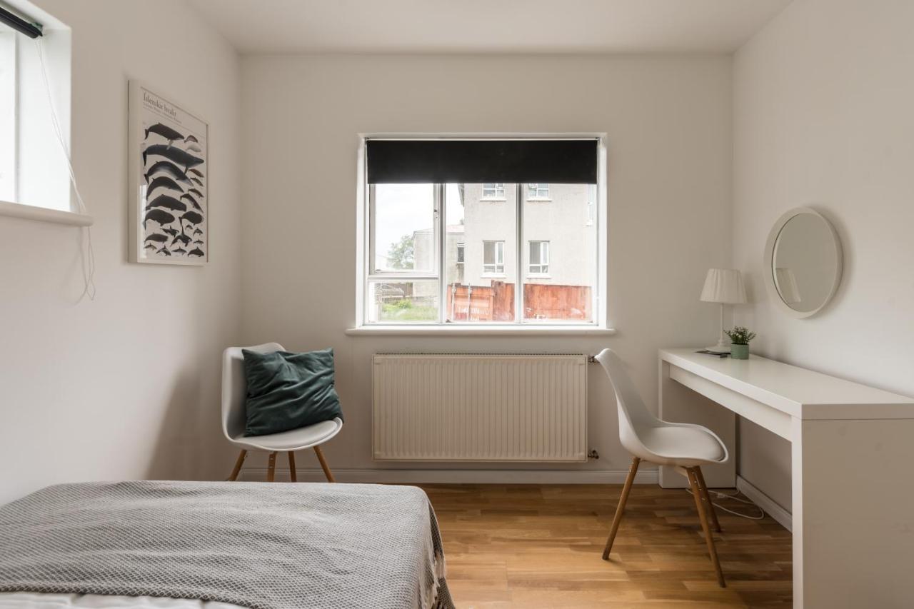 Guesthouse Akureyri Bagian luar foto